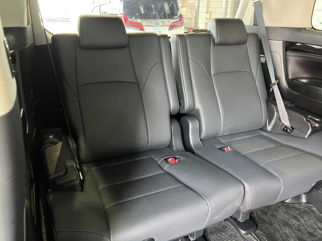 トヨタ ヴェルファイア ハイブリッド ZR“G エディション”の中古車