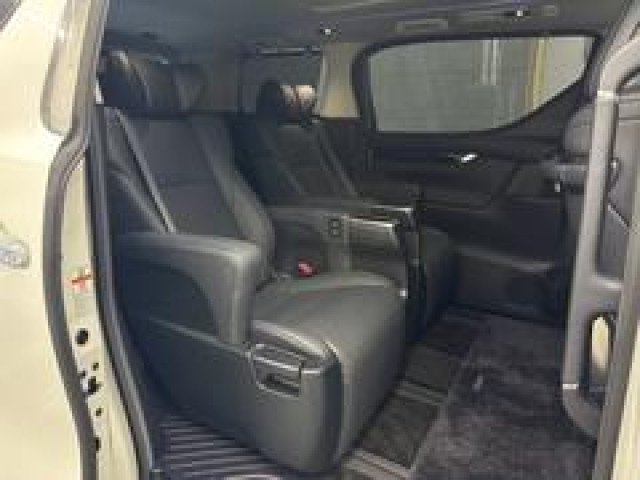 トヨタ アルファード S“C パッケージ”の中古車