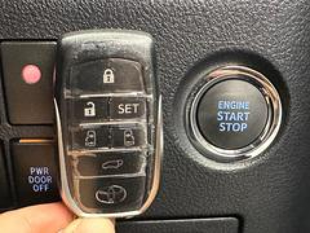 トヨタ アルファード S“C パッケージ”の中古車