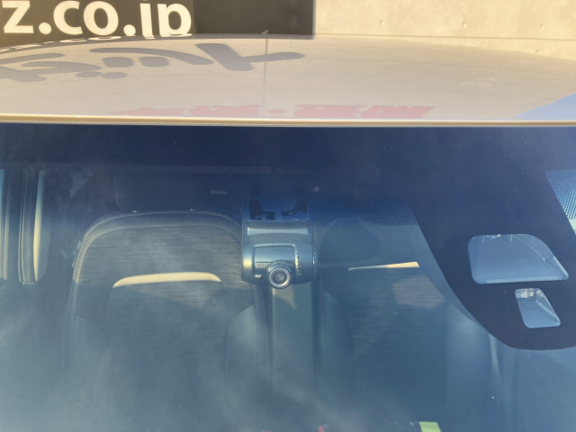 ホンダ N-ONE 660 プレミアム 4WDの中古車