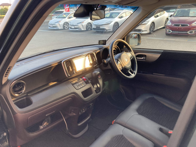 ホンダ N-ONE 660 プレミアム 4WDの中古車