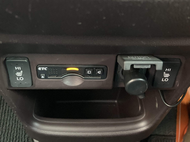 ホンダ N-ONE 660 プレミアム 4WDの中古車