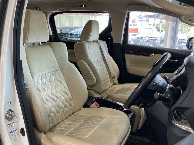 トヨタ ヴェルファイア 2.5 V 4WDの中古車
