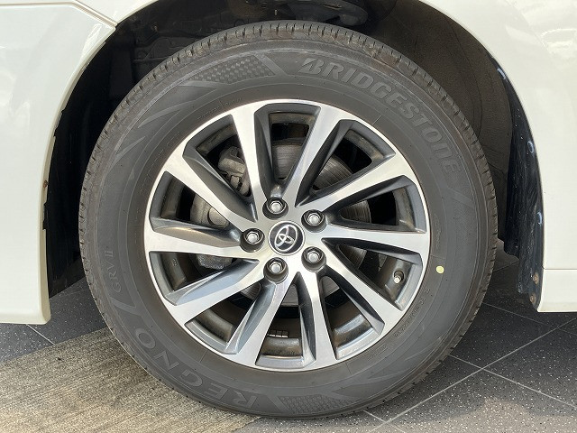 トヨタ ヴェルファイア 2.5 V 4WDの中古車