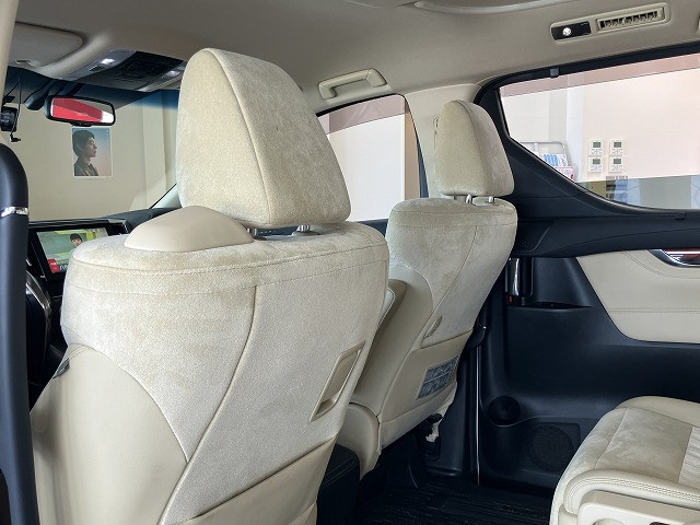 トヨタ ヴェルファイア 2.5 V 4WDの中古車