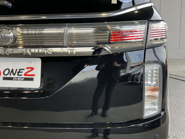 日産 エルグランド 2.5 250ハイウェイスターS アーバンクロムの中古車