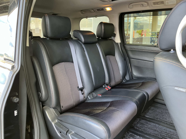 日産 エルグランド 2.5 250ハイウェイスターS アーバンクロムの中古車
