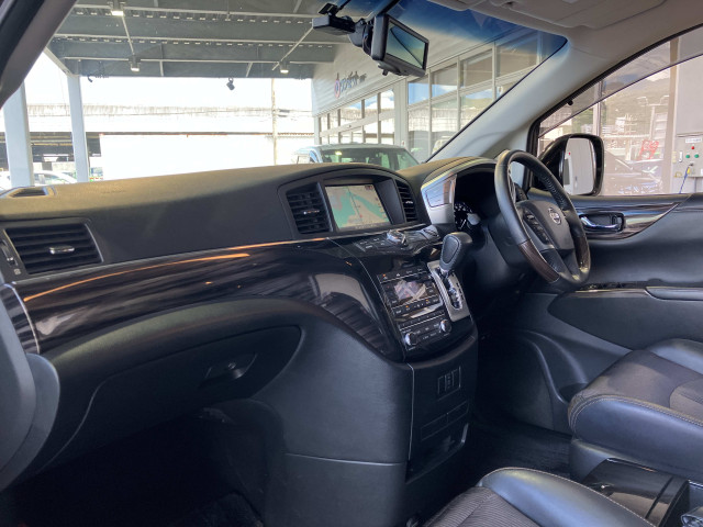 日産 エルグランド 2.5 250ハイウェイスターS アーバンクロムの中古車