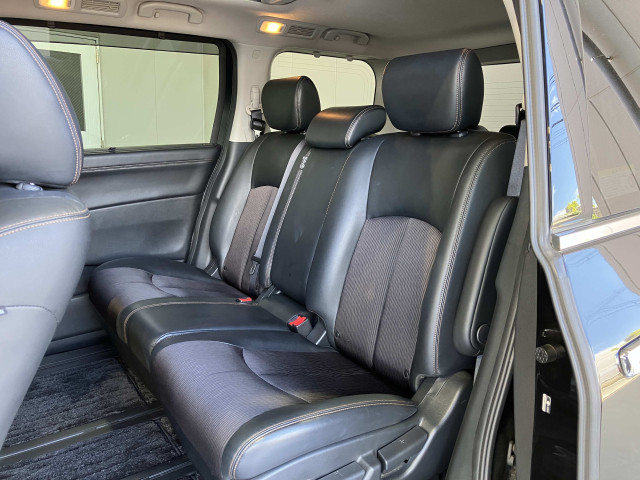 日産 エルグランド 2.5 250ハイウェイスターS アーバンクロムの中古車