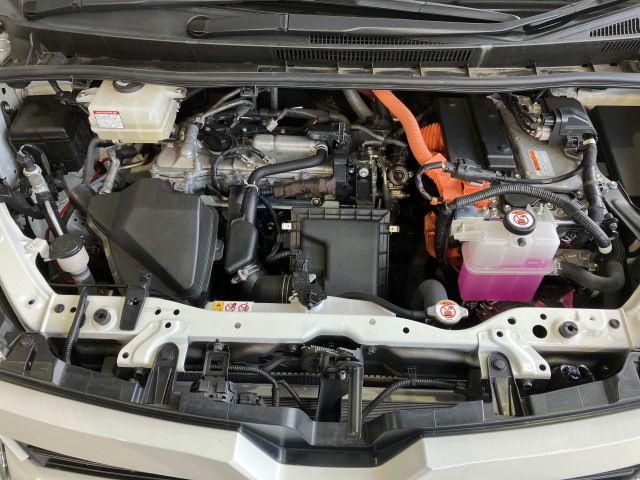 トヨタ ヴォクシー 1.8 ハイブリッド ZS 煌Ⅲの中古車