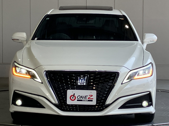 トヨタ クラウン ハイブリッド 2.5 Gの中古車