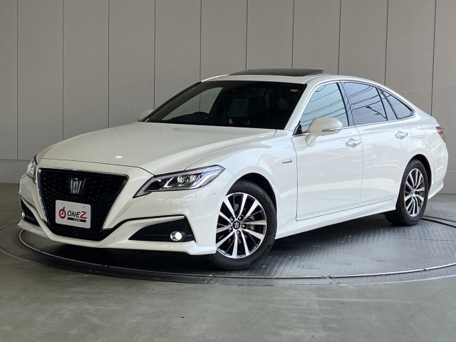 トヨタ クラウン ハイブリッド 2.5 Gの中古車