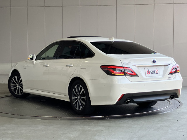 トヨタ クラウン ハイブリッド 2.5 Gの中古車