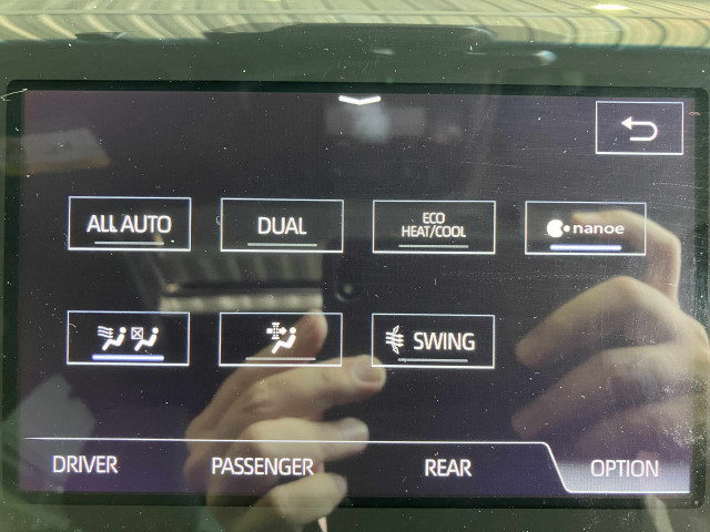 トヨタ クラウン ハイブリッド 2.5 Gの中古車