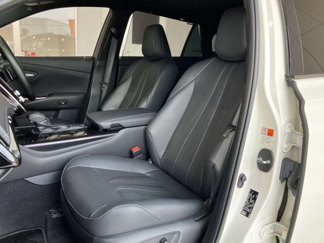 トヨタ クラウン ハイブリッド 2.5 Gの中古車