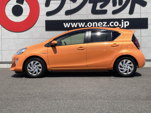 トヨタ アクア 1.5 Sの中古車