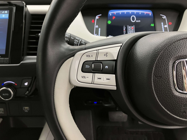 ホンダ フィット 1.5 ホームの中古車