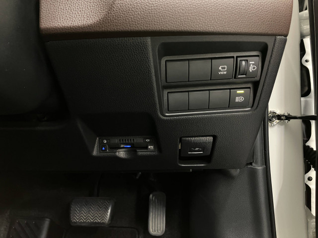 トヨタ ヤリスクロス 1.5 ハイブリッド Zの中古車