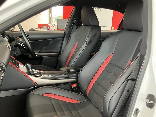 レクサス IS 300 ブラック シークエンスの中古車