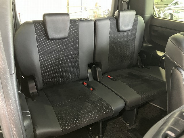 トヨタ ヴォクシー 1.8 ハイブリッド ZS 煌Ⅲの中古車
