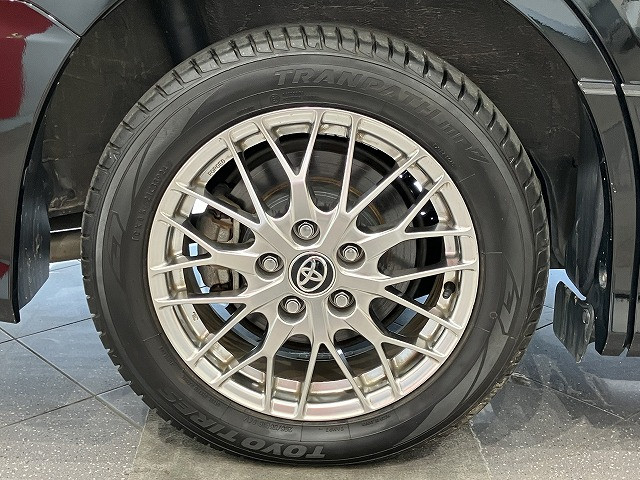 トヨタ ヴォクシー 1.8 ハイブリッド ZS 煌Ⅲの中古車