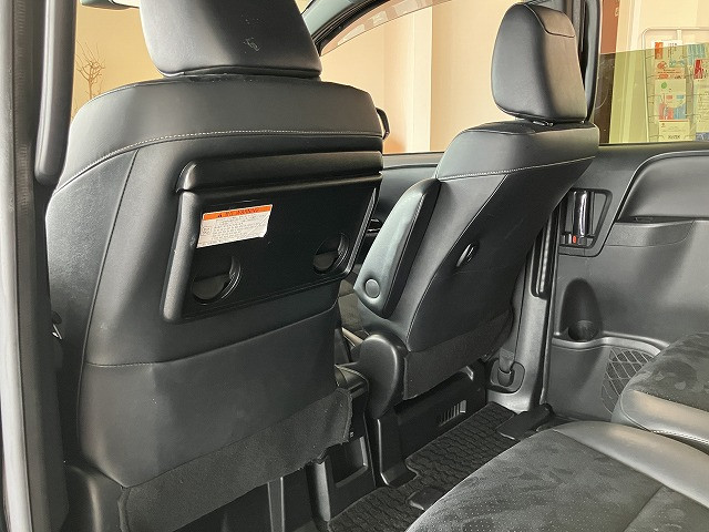 トヨタ ヴォクシー 1.8 ハイブリッド ZS 煌Ⅲの中古車