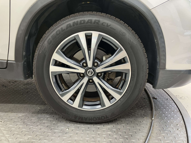 日産 エクストレイル 2.0 20Xi 2列車 4WDの中古車
