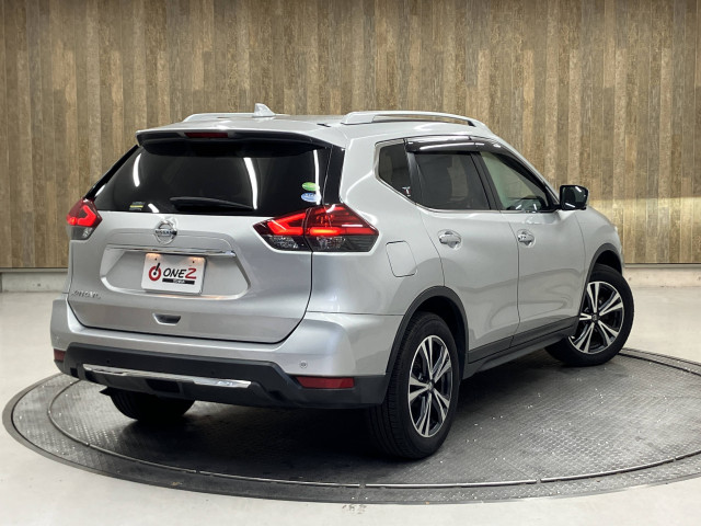 日産 エクストレイル 2.0 20Xi 2列車 4WDの中古車