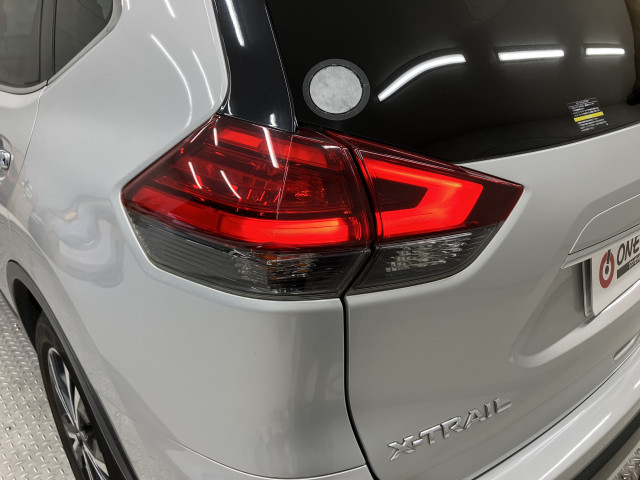 日産 エクストレイル 2.0 20Xi 2列車 4WDの中古車