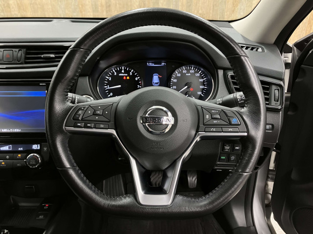 日産 エクストレイル 2.0 20Xi 2列車 4WDの中古車