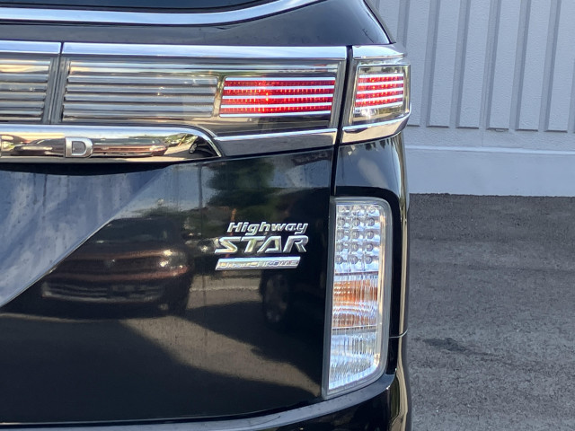 日産 エルグランド 2.5 250ハイウェイスターS アーバンクロムの中古車