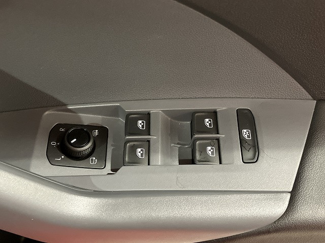 フォルクスワーゲン T-Cross TSI アクティブの中古車