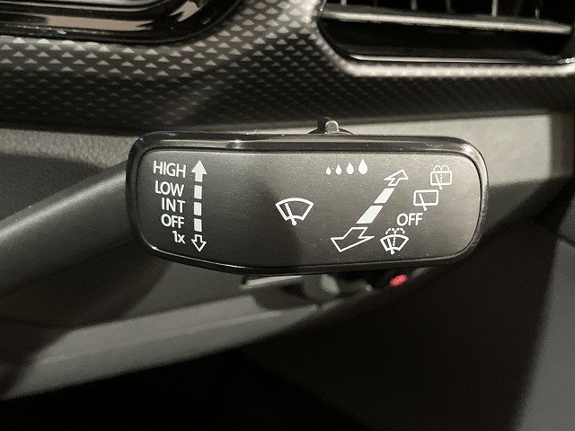 フォルクスワーゲン T-Cross TSI アクティブの中古車