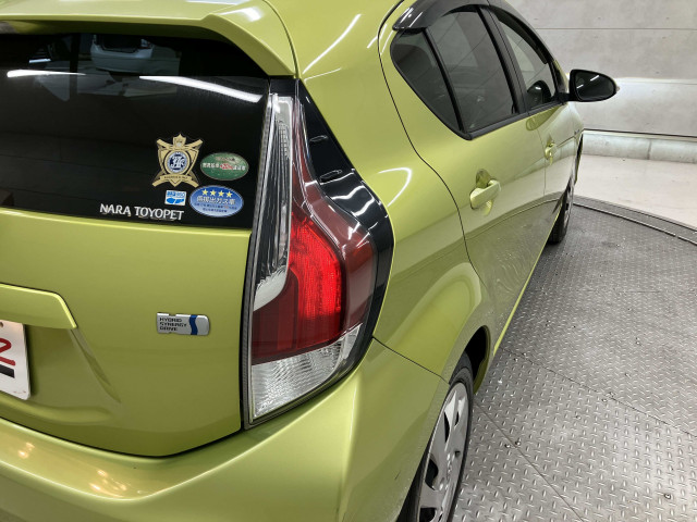 トヨタ アクア 1.5 Lの中古車