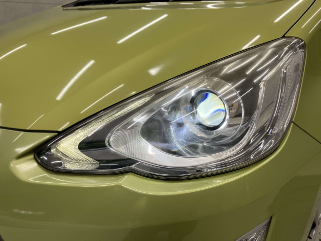 トヨタ アクア 1.5 Lの中古車
