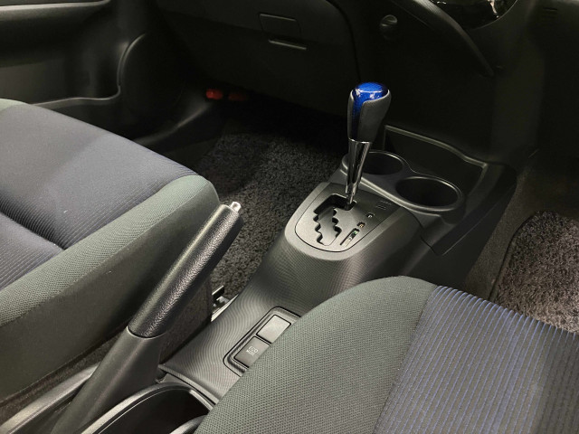 トヨタ アクア 1.5 Lの中古車