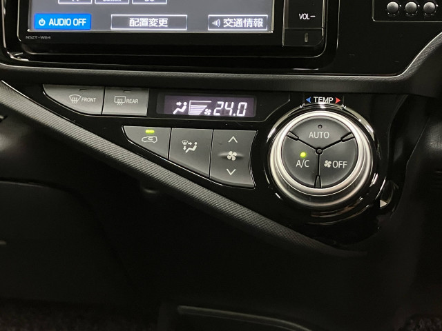 トヨタ アクア 1.5 Lの中古車