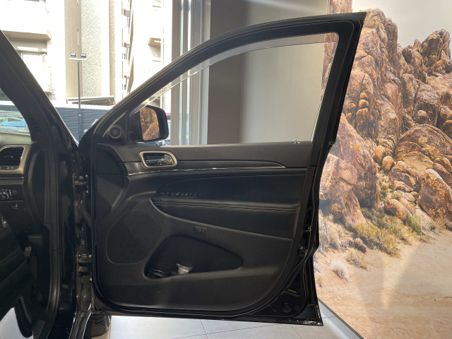 ジープ グランドチェロキー Limitedの中古車