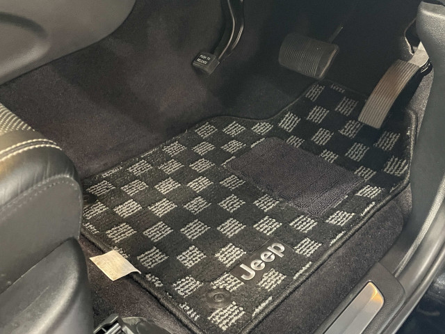 ジープ グランドチェロキー Limitedの中古車