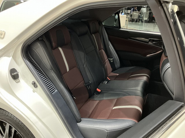 トヨタ クラウンアスリートハイブリッド ハイブリッド 2.5 S ブラックスタイルの中古車