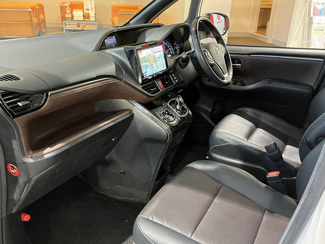 トヨタ エスクァイア 1.8 ハイブリッド Giの中古車