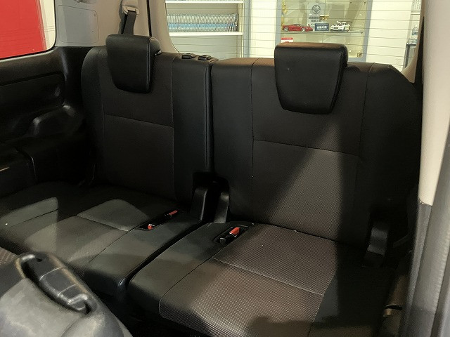トヨタ エスクァイア 1.8 ハイブリッド Giの中古車