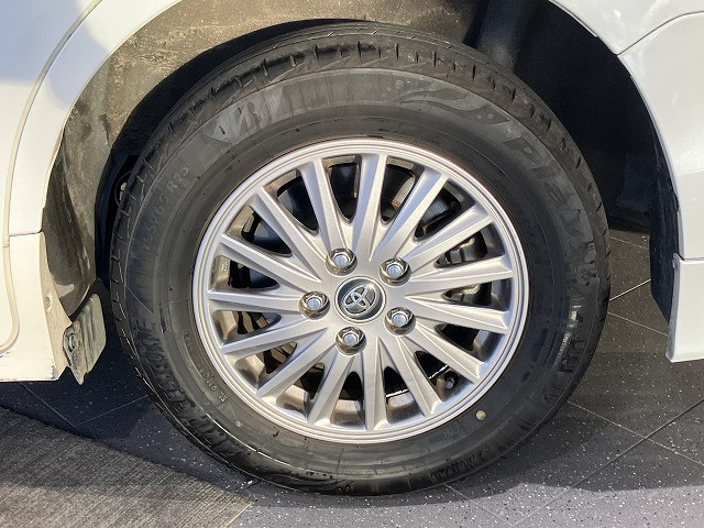 トヨタ エスクァイア 1.8 ハイブリッド Giの中古車