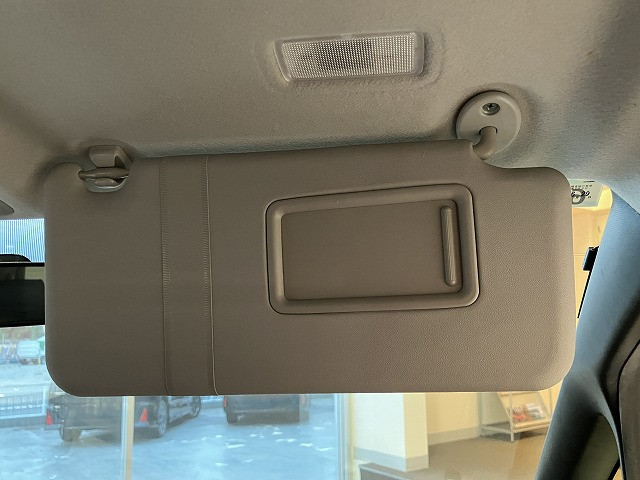 トヨタ エスクァイア 1.8 ハイブリッド Giの中古車