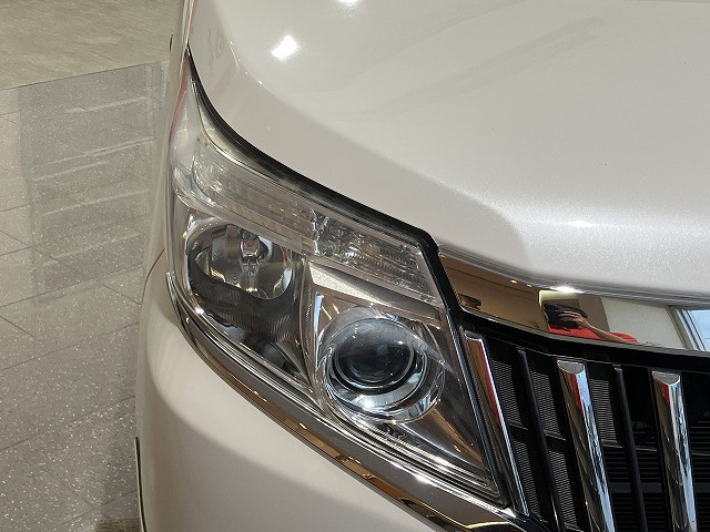 トヨタ エスクァイア 1.8 ハイブリッド Giの中古車