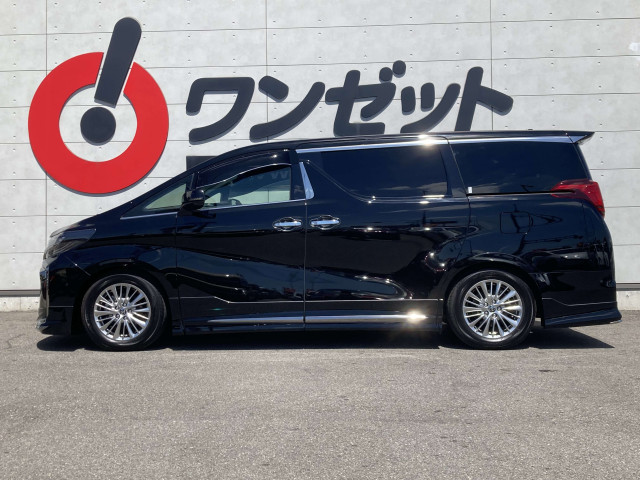 トヨタ アルファード ハイブリッド 2.5 S タイプゴールドⅢ E-Four 4WDの中古車