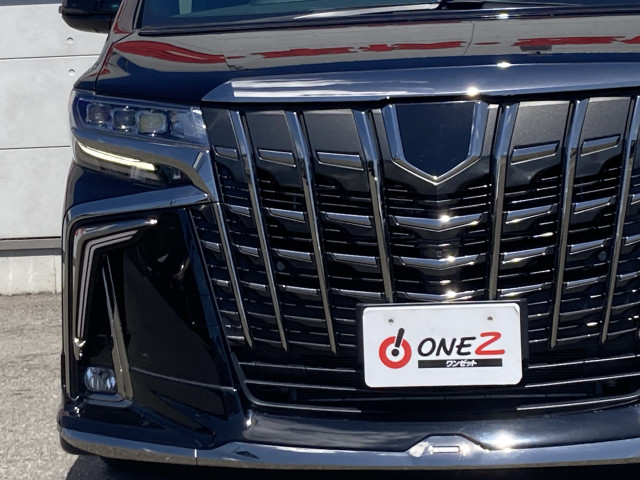 トヨタ アルファード ハイブリッド 2.5 S タイプゴールドⅢ E-Four 4WDの中古車