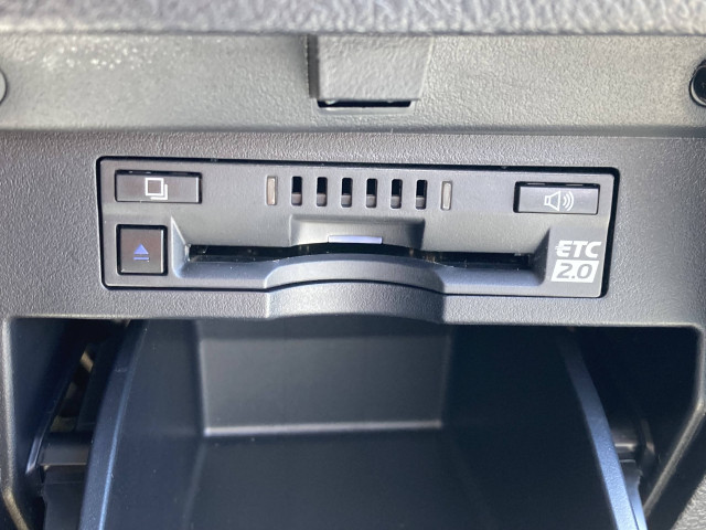 トヨタ アルファード ハイブリッド 2.5 S タイプゴールドⅢ E-Four 4WDの中古車