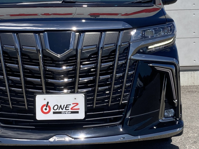 トヨタ アルファード ハイブリッド 2.5 S タイプゴールドⅢ E-Four 4WDの中古車