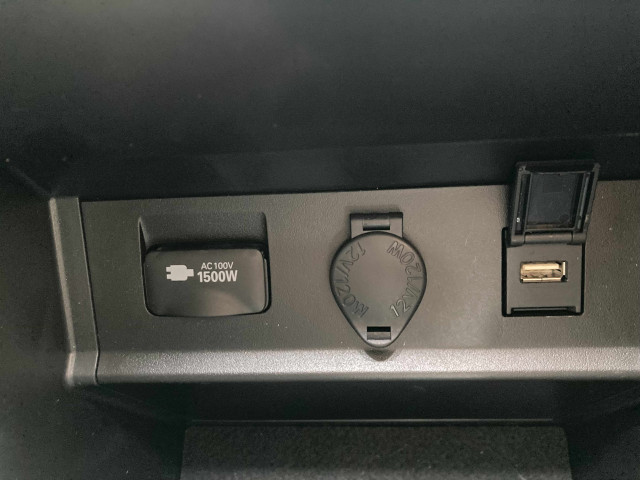 トヨタ アルファード ハイブリッド 2.5 S タイプゴールドⅢ E-Four 4WDの中古車